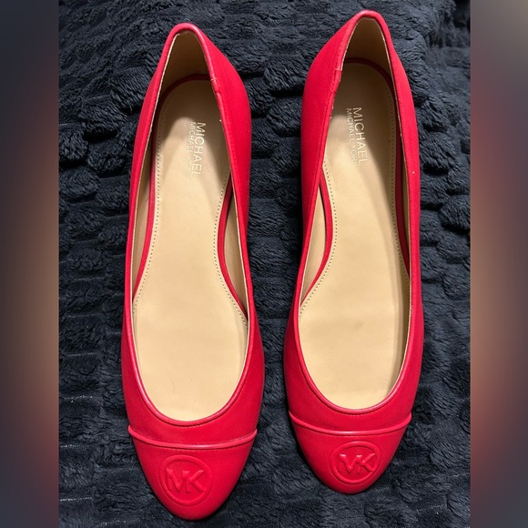Michael Kors Flats, red, size 7.5m - Picture 1 of 3